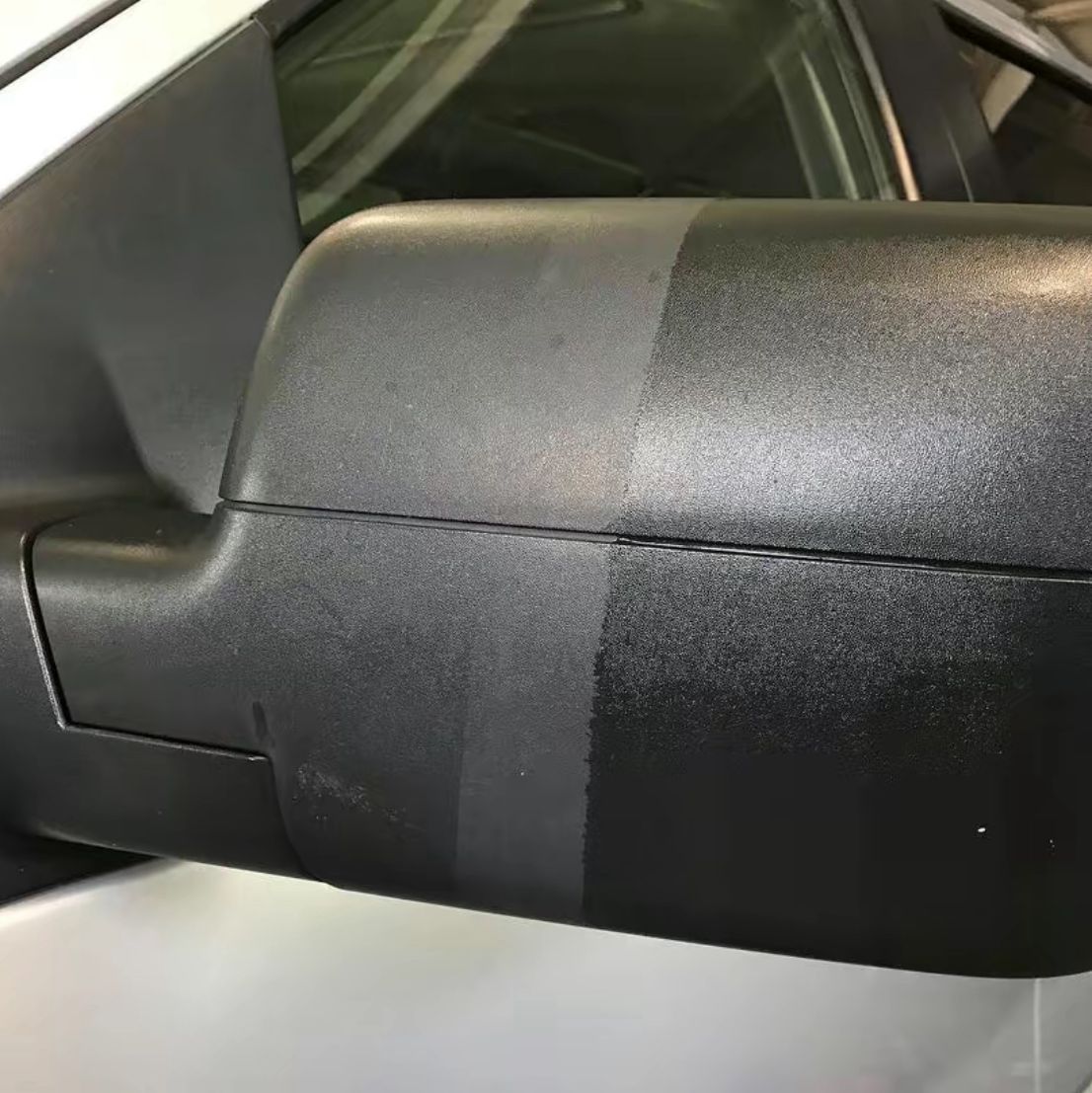 TNL: Gloss Dressing - Plastic, Trim & Tire Dressing