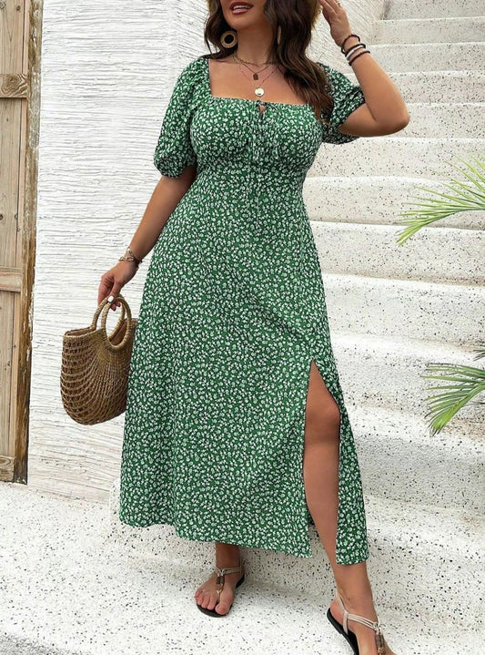 [Plus Size] Ditsy Floral Dress